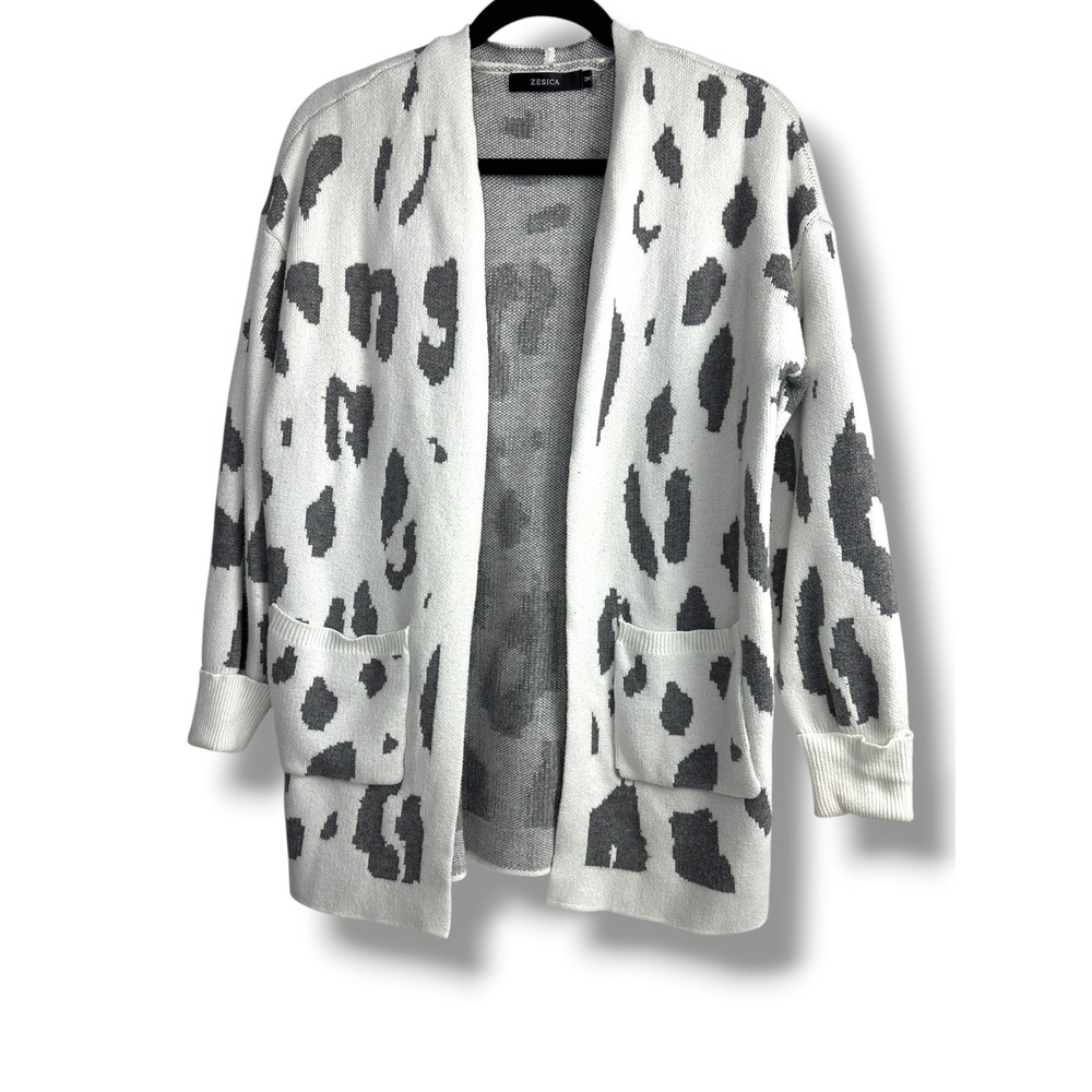 Zesica Cardigan Sweater Womens Medium White Grey Leopard Print Open Pockets